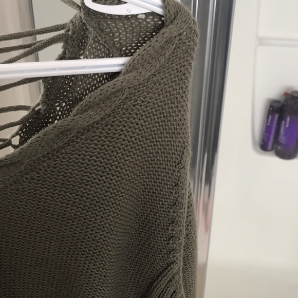 Sweater - Picture 3 of 3